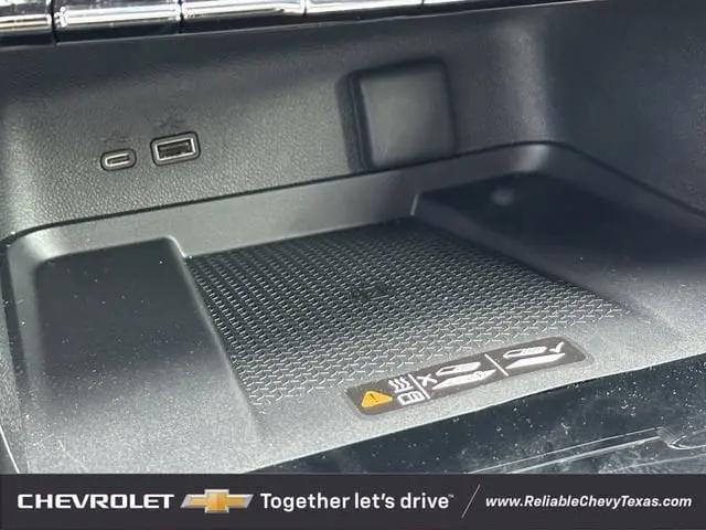 2025 Chevrolet Traverse FWD LT