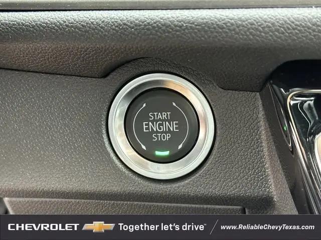 2025 Chevrolet Traverse FWD LT