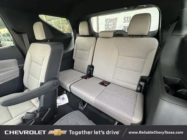 2025 Chevrolet Traverse FWD LT