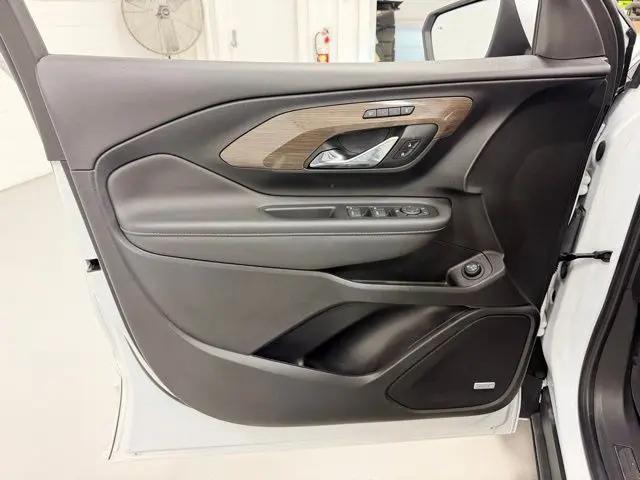 2023 GMC Terrain AWD Denali
