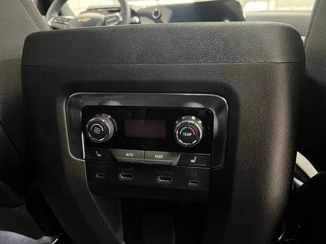 2026 Chevrolet Suburban High Country, 4WD