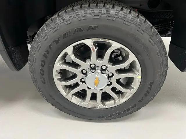 2026 Chevrolet Silverado 2500HD Crew Cab, Standard Bed, LTZ, 4WD