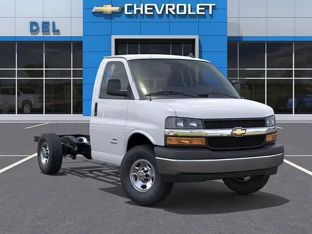 2026 Chevrolet Express Cutaway Work Van