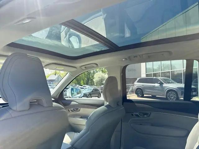 2024 Volvo XC90 Recharge T8 Plus Bright Theme 7-Seater