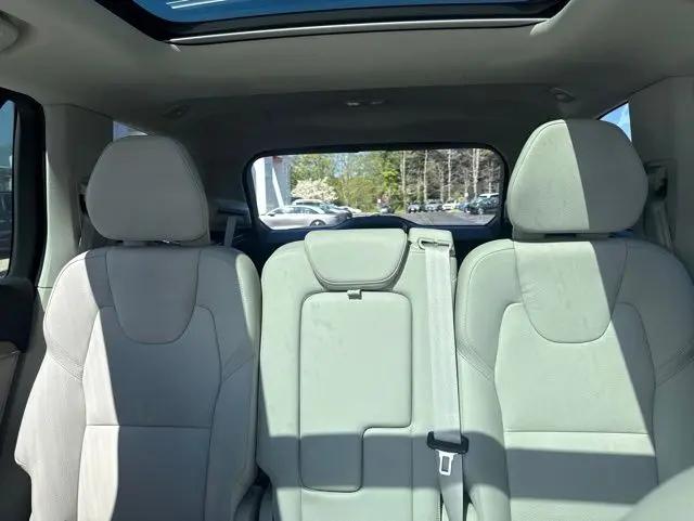 2024 Volvo XC90 Recharge T8 Plus Bright Theme 7-Seater