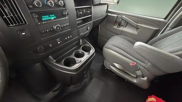 2024 GMC Savana Cargo RWD 2500 Regular Wheelbase Work Van