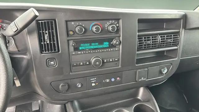 2024 GMC Savana Cargo RWD 2500 Regular Wheelbase Work Van