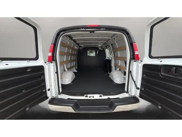 2024 GMC Savana Cargo RWD 2500 Regular Wheelbase Work Van
