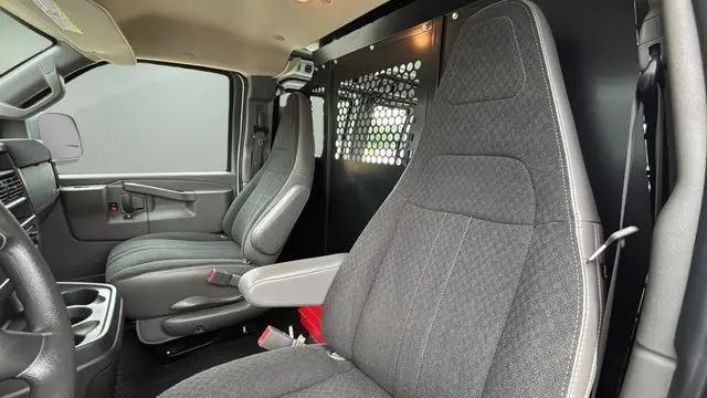 2024 GMC Savana Cargo RWD 2500 Regular Wheelbase Work Van