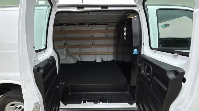 2024 GMC Savana Cargo RWD 2500 Regular Wheelbase Work Van