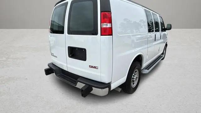 2024 GMC Savana Cargo RWD 2500 Regular Wheelbase Work Van