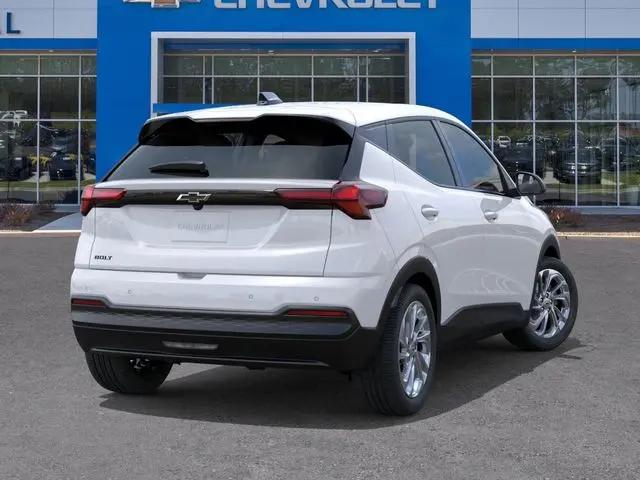 2027 Chevrolet Bolt LT FWD
