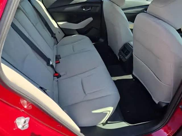 2025 Honda Accord Sedan SE