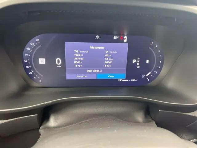 2026 Volvo XC40 Plus, B5 AWD Gas (mild hybrid), Dark