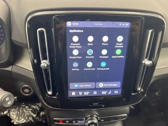 2026 Volvo XC40 Plus, B5 AWD Gas (mild hybrid), Dark