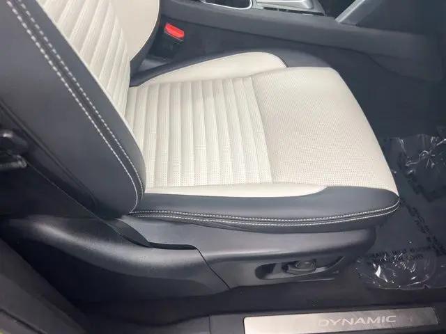 2023 Land Rover Discovery Sport S R-Dynamic