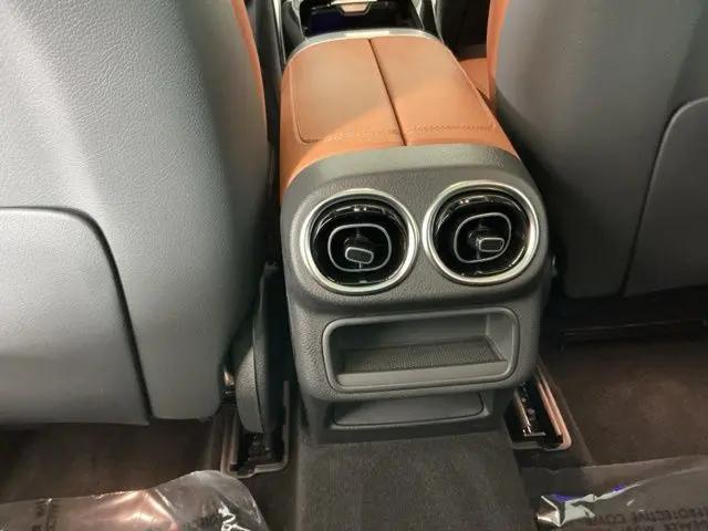 2023 Mercedes-Benz GLC 4MATIC SUV