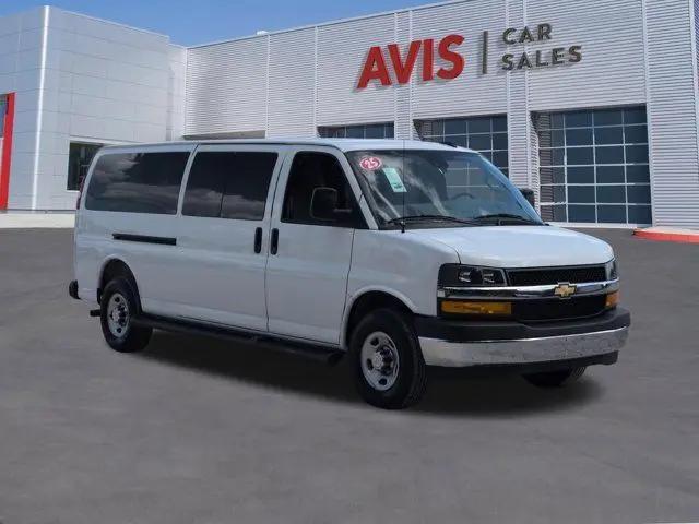 2025 Chevrolet Express Passenger RWD 3500 Extended Wheelbase LT
