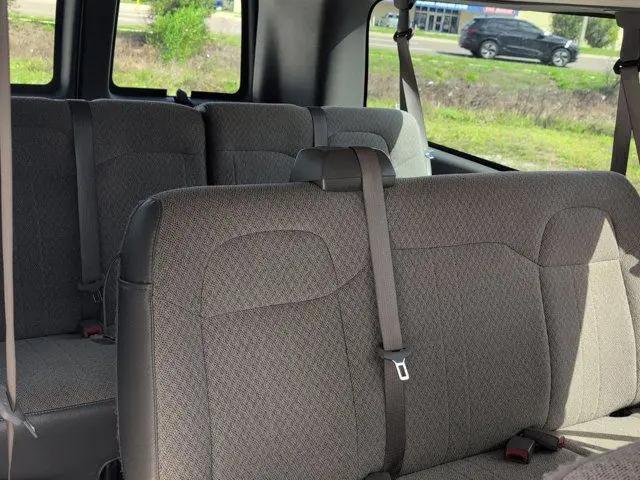 2025 Chevrolet Express Passenger RWD 3500 Extended Wheelbase LT