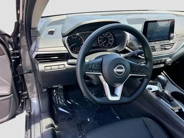 2026 Nissan Altima SV FWD