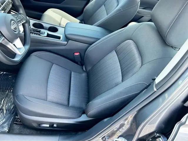 2026 Nissan Altima SV FWD