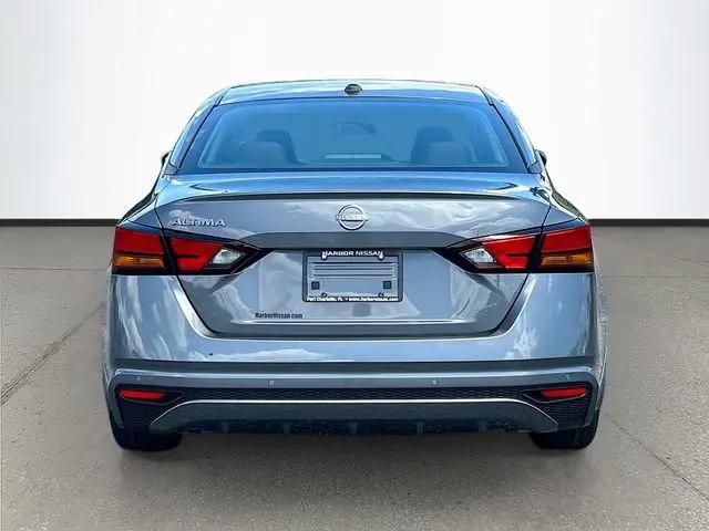 2026 Nissan Altima SV FWD