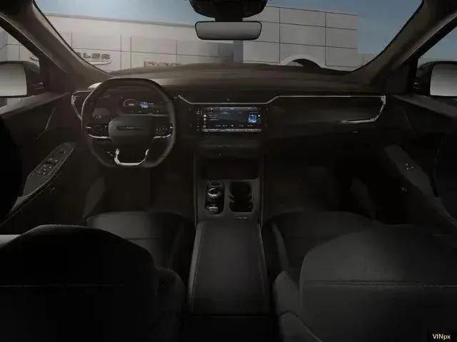 2026 Jeep Cherokee Laredo 4x4