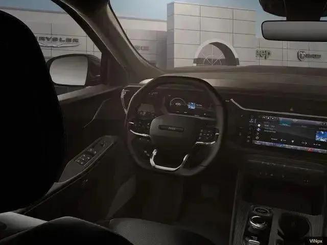 2026 Jeep Cherokee Laredo 4x4