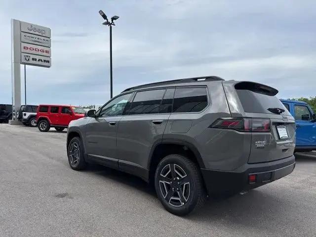 2026 Jeep Cherokee Laredo 4x4