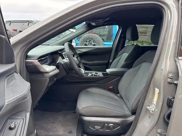2026 Jeep Cherokee Laredo 4x4