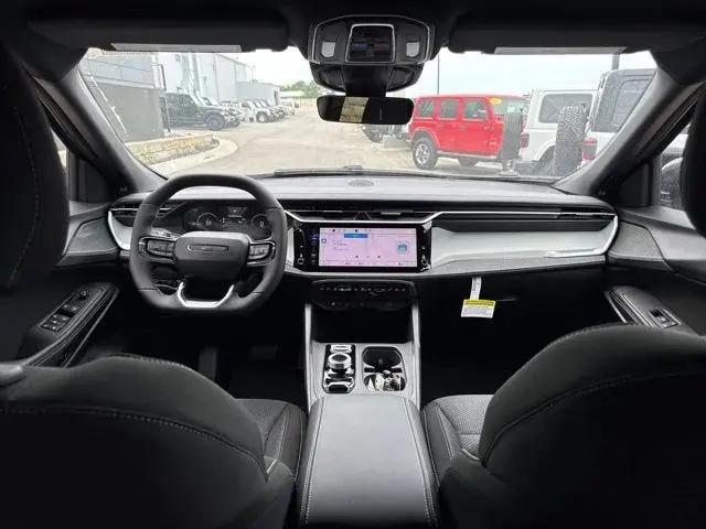 2026 Jeep Cherokee Laredo 4x4