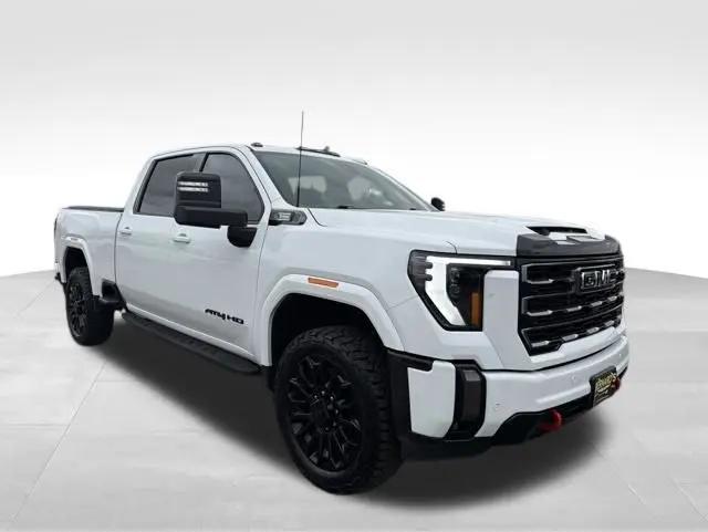 2024 GMC Sierra 2500HD 4WD Crew Cab Standard Bed AT4