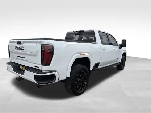 2024 GMC Sierra 2500HD 4WD Crew Cab Standard Bed AT4