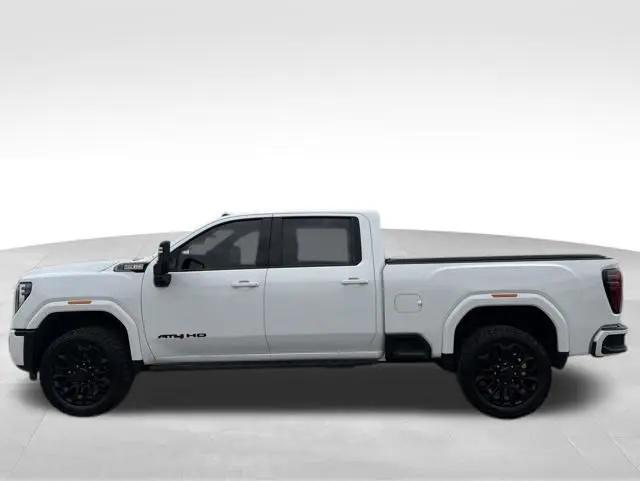 2024 GMC Sierra 2500HD 4WD Crew Cab Standard Bed AT4