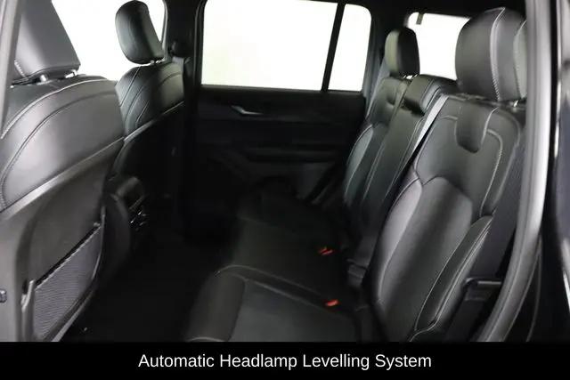 2025 Jeep Grand Cherokee Altitude X 4x4
