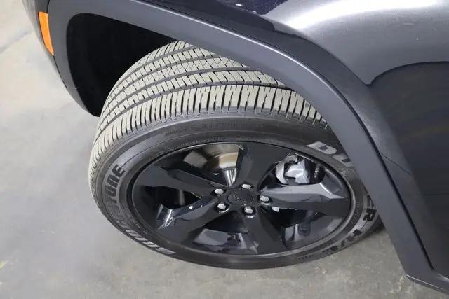 2025 Jeep Grand Cherokee Altitude X 4x4