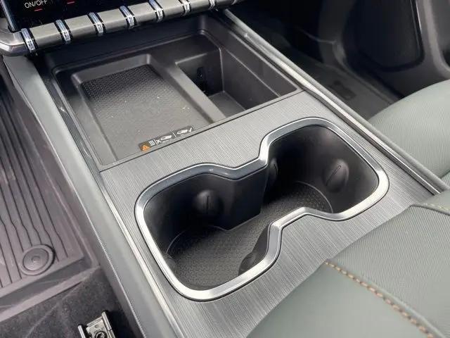 2026 GMC Acadia AT4 AWD