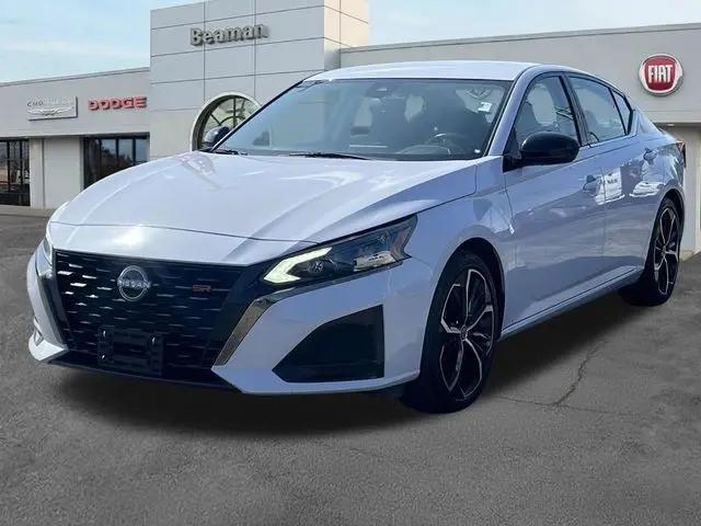 2024 Nissan Altima SR FWD