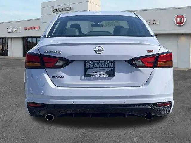 2024 Nissan Altima SR FWD