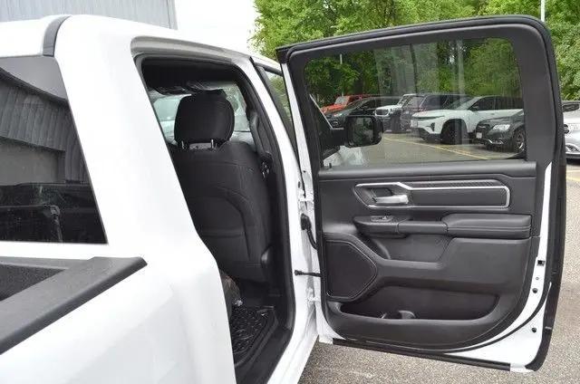 2026 Ram 1500 Express Crew Cab 4x4 57 Box