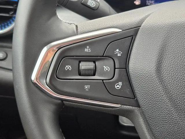 2025 Chevrolet Trax FWD LT