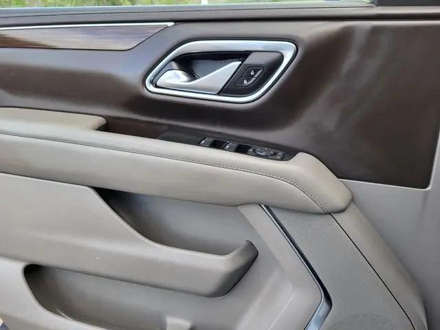 2022 GMC Yukon 4WD SLE