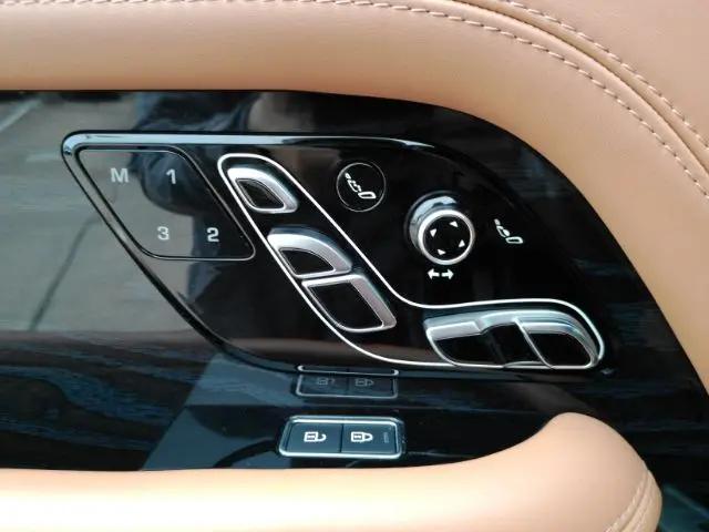 2021 Land Rover Range Rover Autobiography
