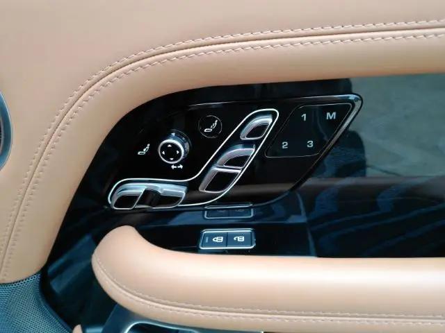 2021 Land Rover Range Rover Autobiography