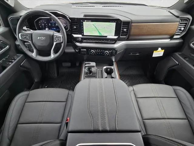 2026 Chevrolet Silverado 1500 4WD Crew Cab Short Bed High Country