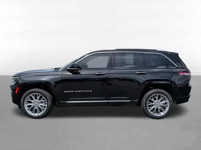 2022 Jeep Grand Cherokee Summit 4x4