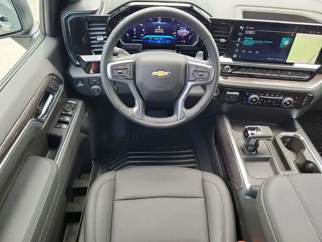 2026 Chevrolet Silverado 1500 4WD Crew Cab Short Bed LTZ