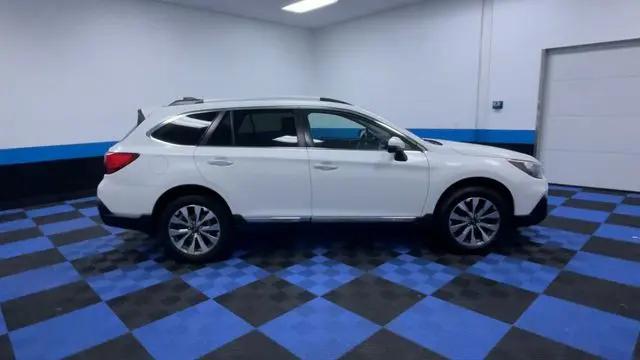 2019 Subaru Outback 3.6R Touring