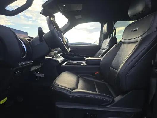 2025 Ford Expedition Platinum MAX
