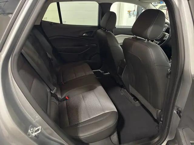 2025 Chevrolet Trax FWD LT